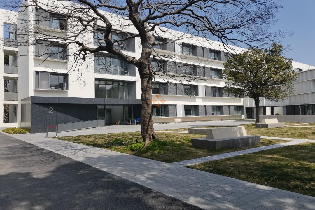 浦東 西岸Halo 967平米 標準裝修