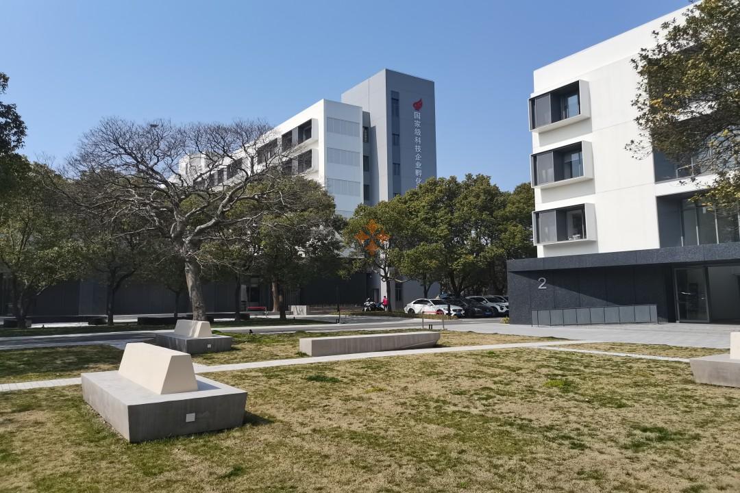 浦東 西岸Halo 967平米 標準裝修